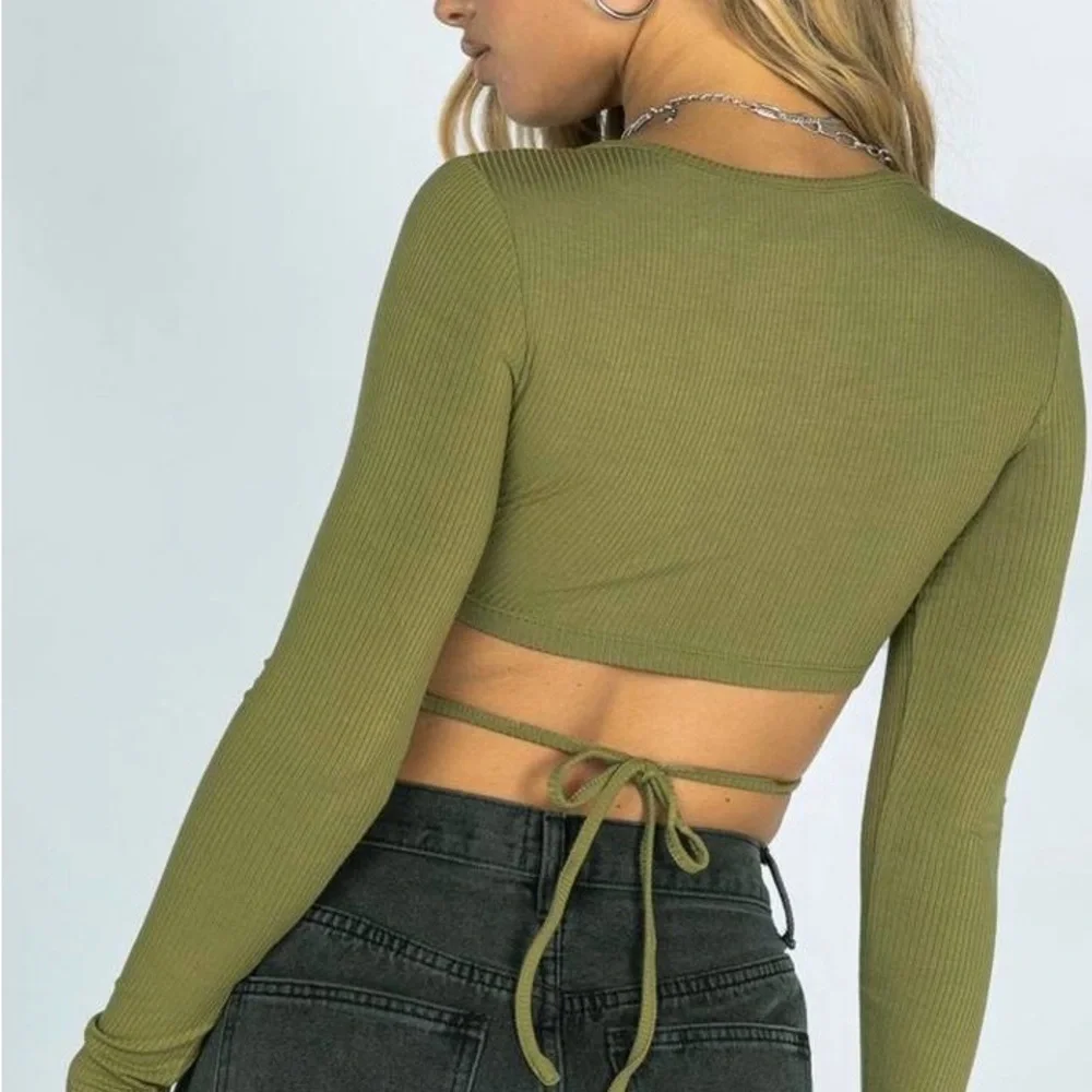 maxie long sleeve crop top | princess polly